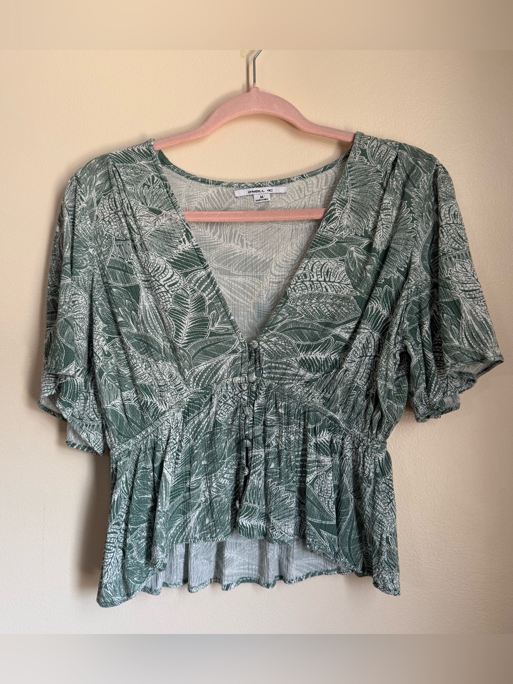 Surfer Summery Beach Tropical O'Neill Green & White Leaf Print Top Size Medium